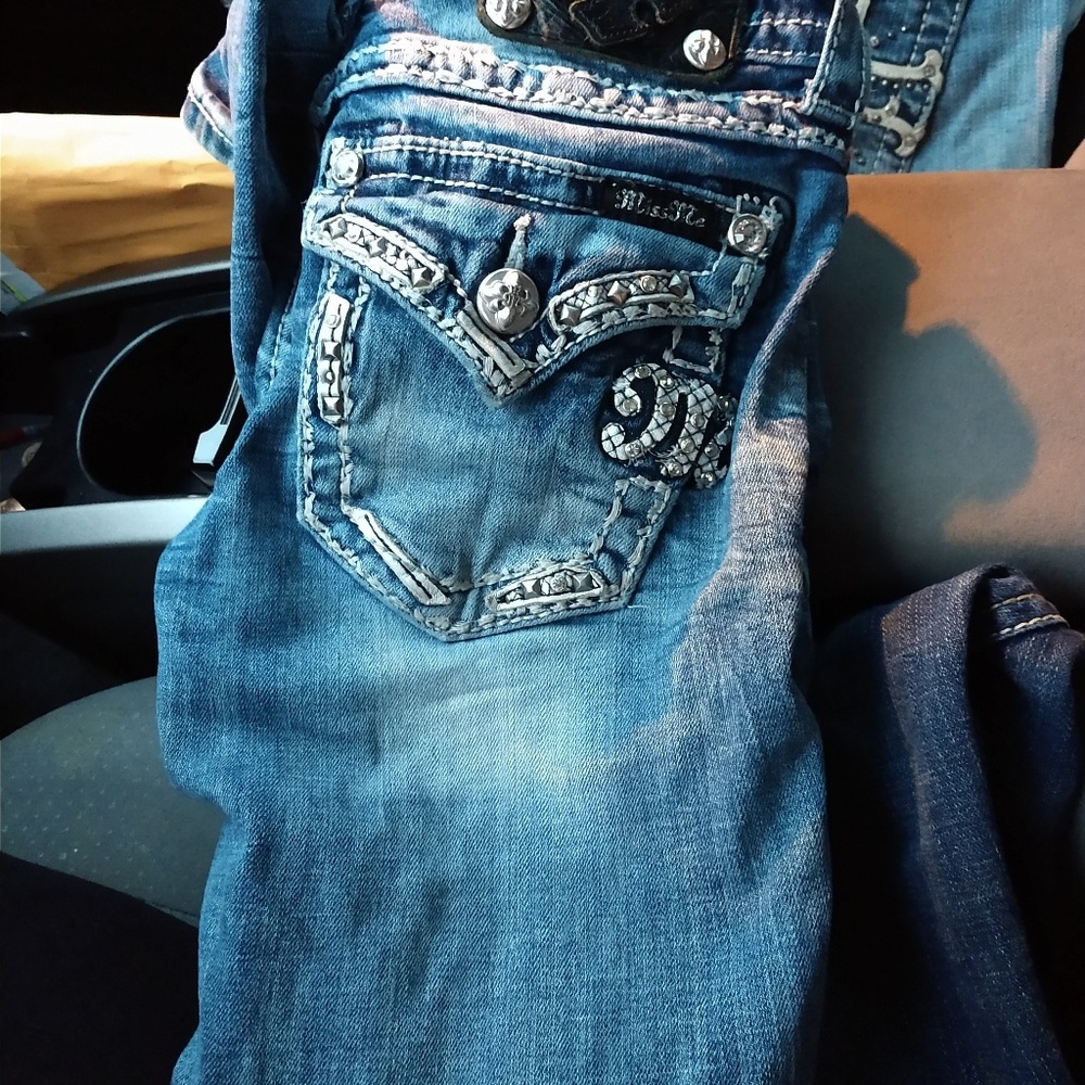 Jeans